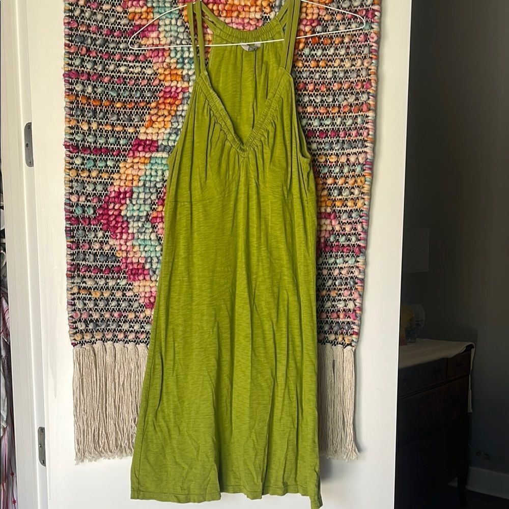 Green Sleeveless Dress